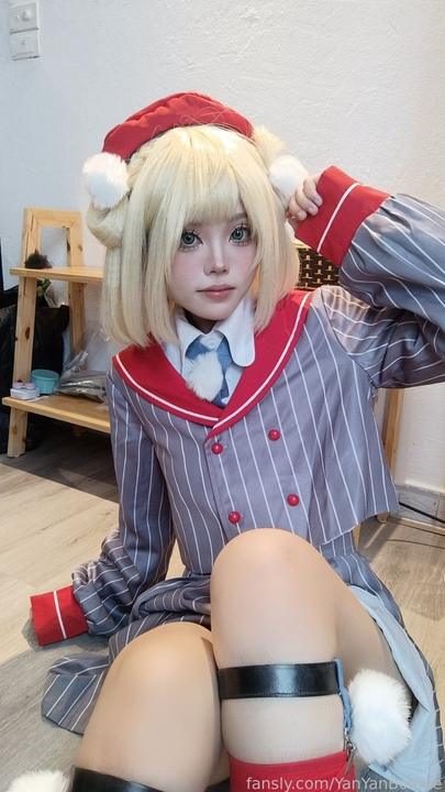 日系COS天花板YanYan Bonnie：甜美外表下的致命吸引力【7套】-玩图志